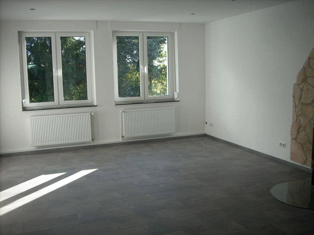 Prenájom bytu 4-izbový 98 m², Sprockhövel, Severné Porýnie - Westfálsko Prenájom bytu 4-izbový 98 m², Sprockhövel, Severné Porýnie - Westfálsko