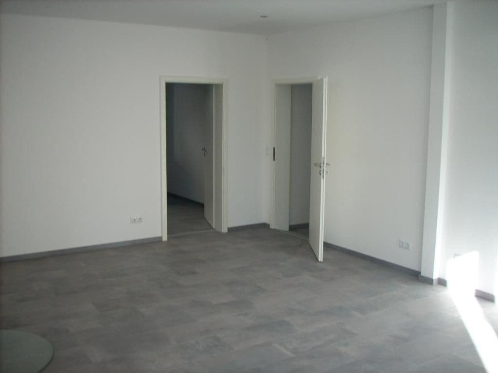 Prenájom bytu 4-izbový 98 m², Sprockhövel, Severné Porýnie - Westfálsko Prenájom bytu 4-izbový 98 m², Sprockhövel, Severné Porýnie - Westfálsko