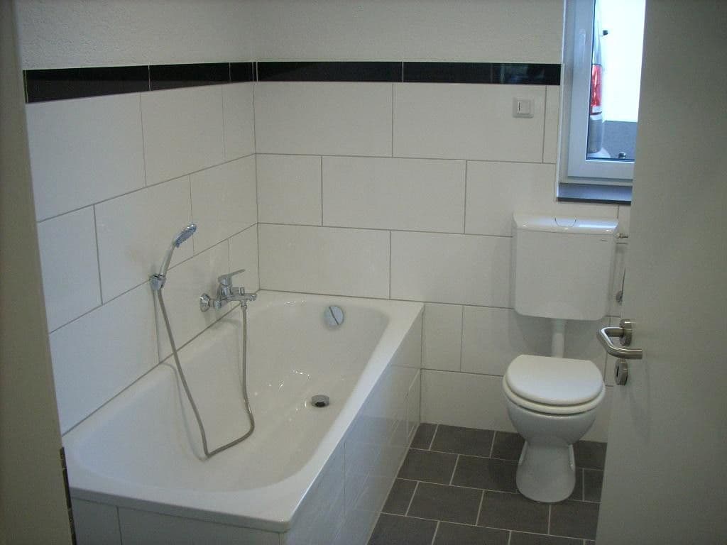 Prenájom bytu 4-izbový 98 m², Sprockhövel, Severné Porýnie - Westfálsko Prenájom bytu 4-izbový 98 m², Sprockhövel, Severné Porýnie - Westfálsko