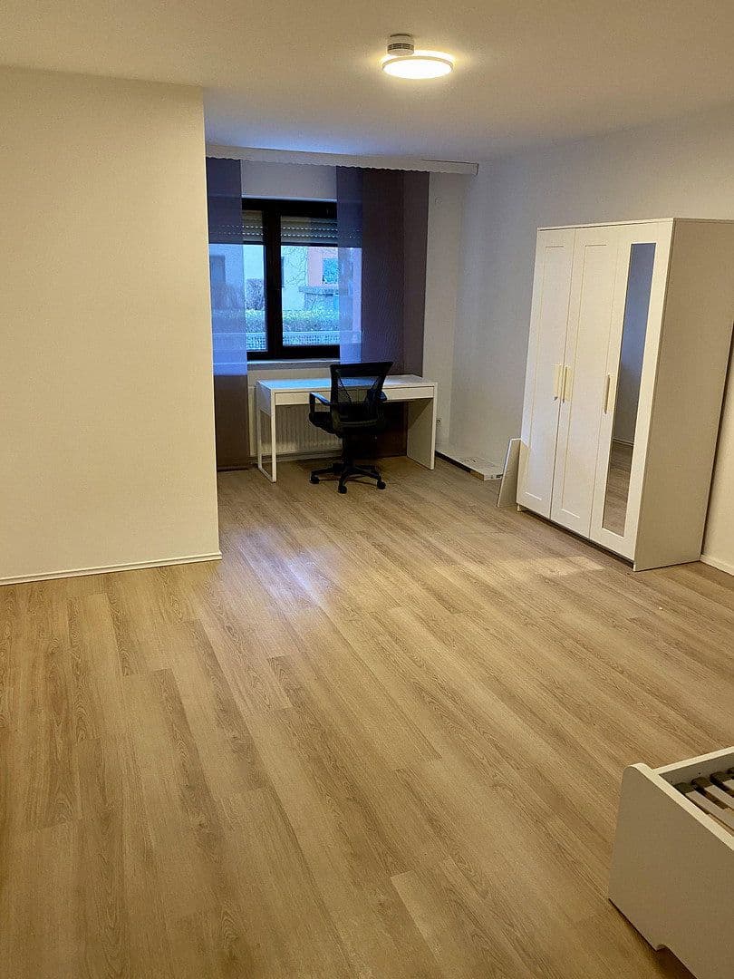 Prenájom bytu 1-izbový 22 m², Am Petrus 5, Dossenheim, Bádensko-Wurttembersko Prenájom bytu 1-izbový 22 m², Am Petrus 5, Dossenheim, Bádensko-Wurttembersko
