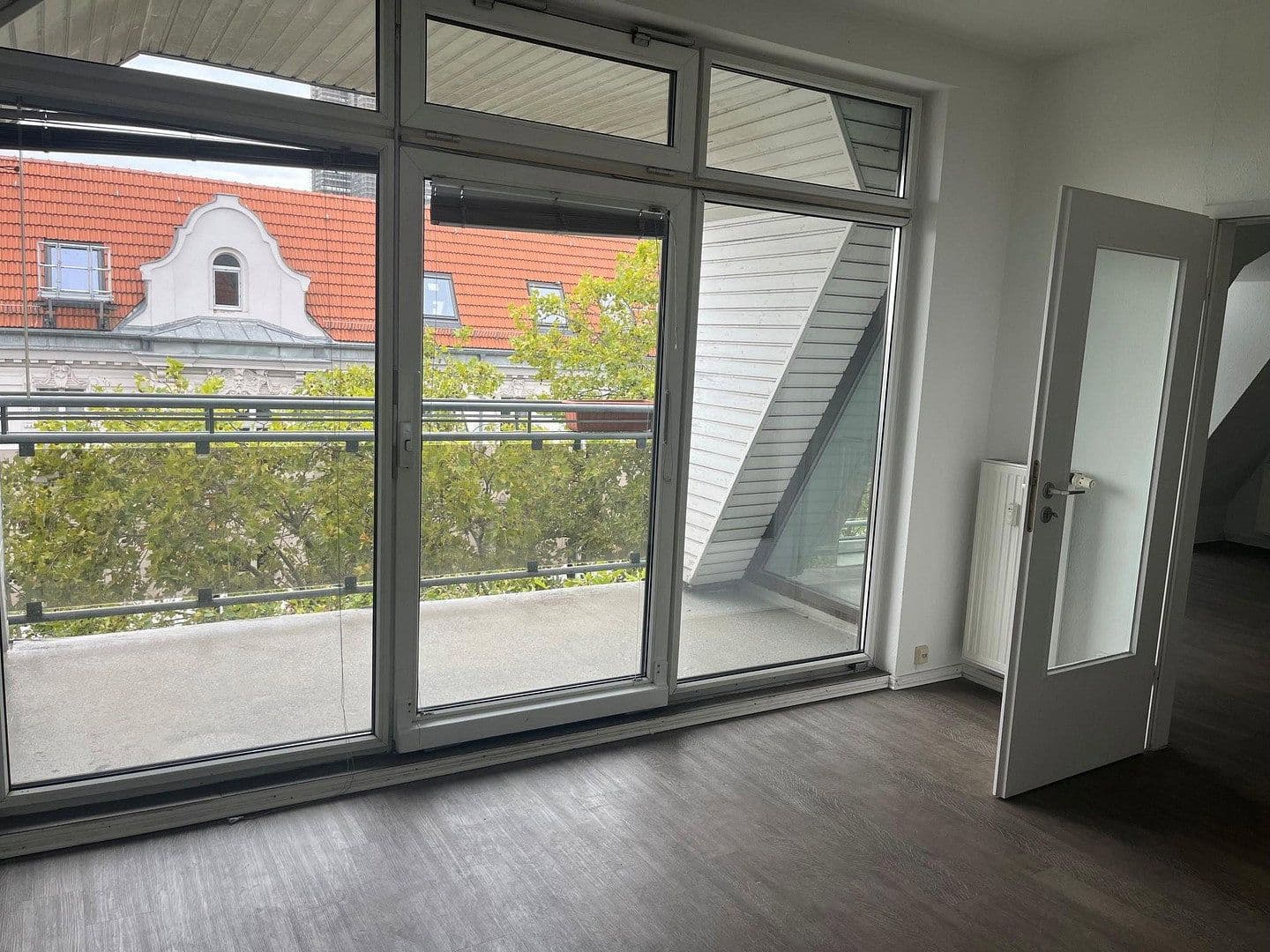 Prenájom kancelárie 68 m², Düppelstraße 32, Berlin, Berlín Prenájom kancelárie 68 m², Düppelstraße 32, Berlin, Berlín