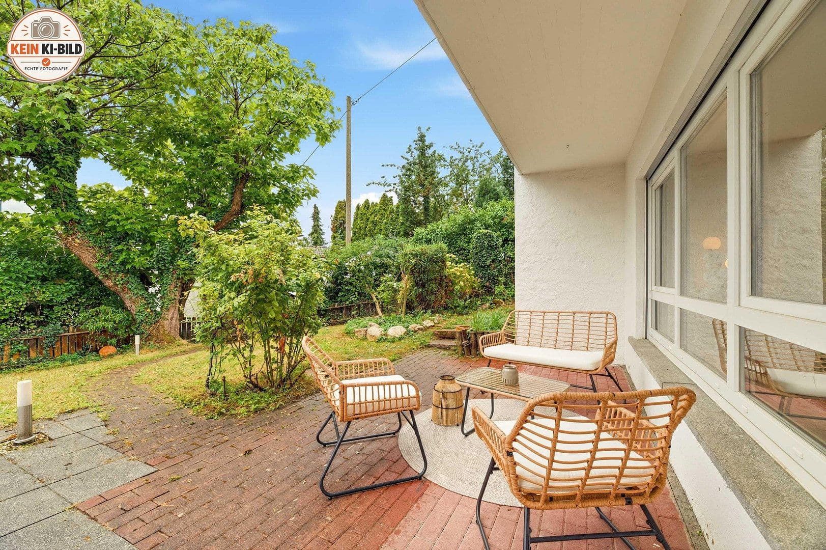 Predaj domu 110 m², pozemok 365 m², Spitzwiesenweg 8, Eningen unter Achalm, Bádensko-Wurttembersko Predaj domu 110 m², pozemok 365 m², Spitzwiesenweg 8, Eningen unter Achalm, Bádensko-Wurttembersko