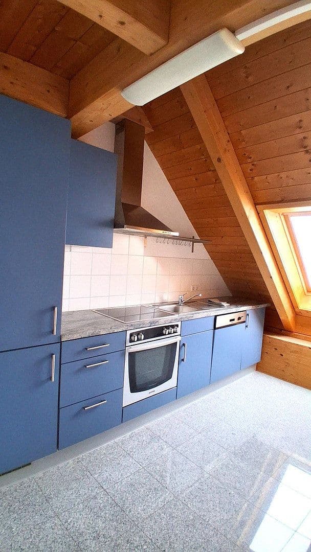 Prenájom bytu 4-izbový 112 m², Kernen im Remstal, Bádensko-Wurttembersko Prenájom bytu 4-izbový 112 m², Kernen im Remstal, Bádensko-Wurttembersko