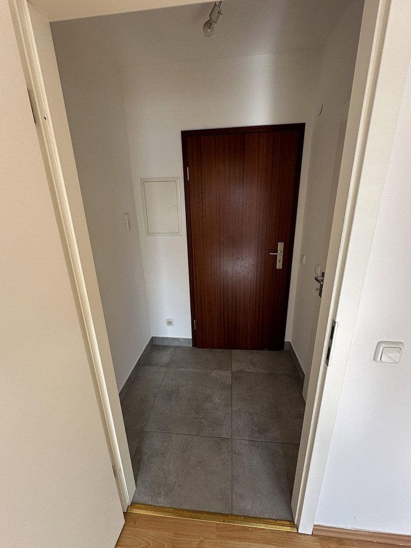 Predaj bytu 1-izbový 31 m², Odenwaldstraße 11, Flörsheim, Hesensko Predaj bytu 1-izbový 31 m², Odenwaldstraße 11, Flörsheim, Hesensko