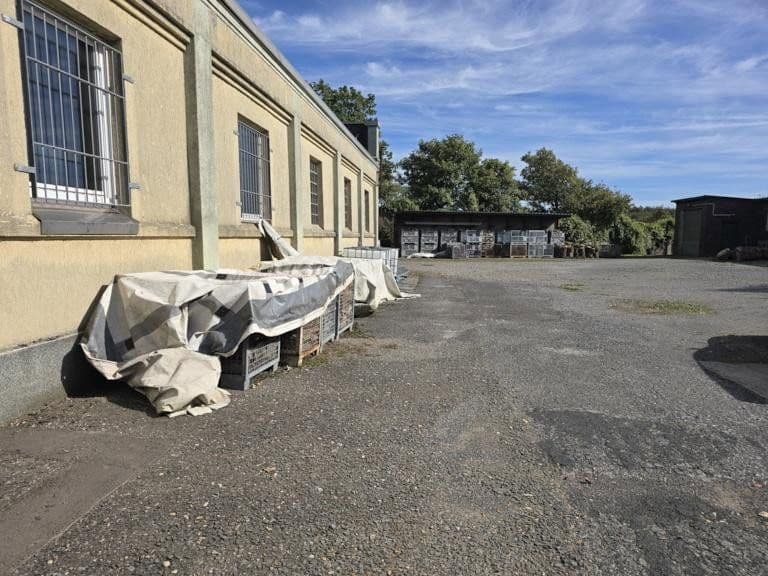 Prenájom nebytového priestoru 600 m², Remscheid, Severné Porýnie - Westfálsko Prenájom nebytového priestoru 600 m², Remscheid, Severné Porýnie - Westfálsko