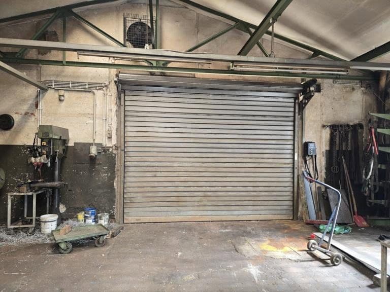 Prenájom nebytového priestoru 600 m², Remscheid, Severné Porýnie - Westfálsko Prenájom nebytového priestoru 600 m², Remscheid, Severné Porýnie - Westfálsko