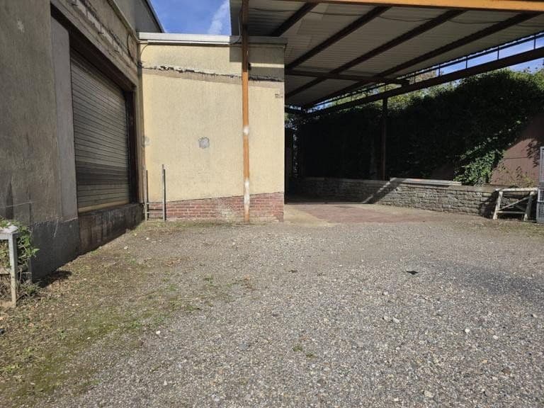 Prenájom nebytového priestoru 600 m², Remscheid, Severné Porýnie - Westfálsko Prenájom nebytového priestoru 600 m², Remscheid, Severné Porýnie - Westfálsko
