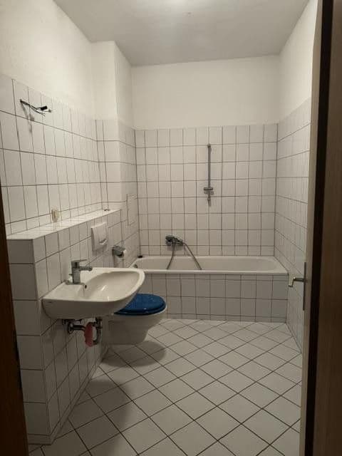 Prenájom bytu 2-izbový 62 m², Goethestr. 16, Dessau-Roßlau, Sasko-Anhaltsko Prenájom bytu 2-izbový 62 m², Goethestr. 16, Dessau-Roßlau, Sasko-Anhaltsko