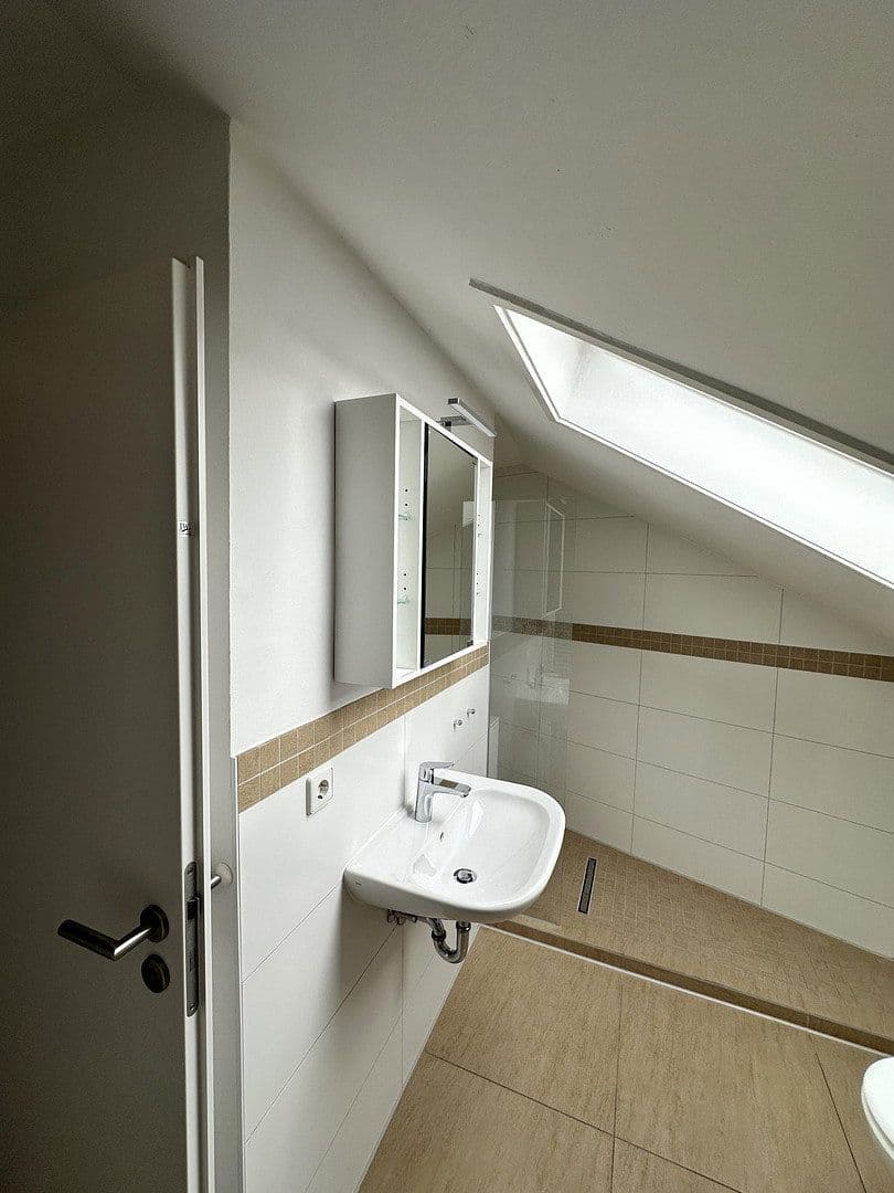 Prenájom bytu 2-izbový 78 m², Kilianstraße 10, Heilbronn, Bádensko-Wurttembersko Prenájom bytu 2-izbový 78 m², Kilianstraße 10, Heilbronn, Bádensko-Wurttembersko