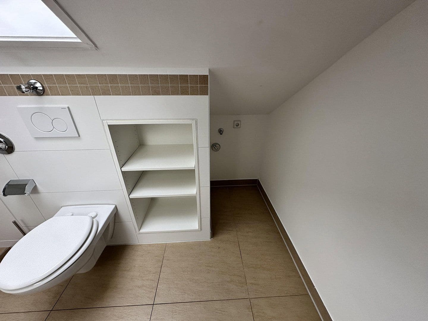 Prenájom bytu 2-izbový 78 m², Kilianstraße 10, Heilbronn, Bádensko-Wurttembersko Prenájom bytu 2-izbový 78 m², Kilianstraße 10, Heilbronn, Bádensko-Wurttembersko