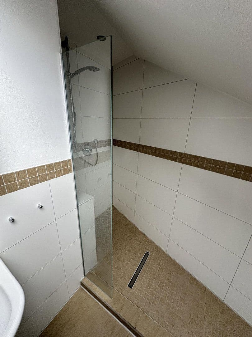 Prenájom bytu 2-izbový 78 m², Kilianstraße 10, Heilbronn, Bádensko-Wurttembersko Prenájom bytu 2-izbový 78 m², Kilianstraße 10, Heilbronn, Bádensko-Wurttembersko