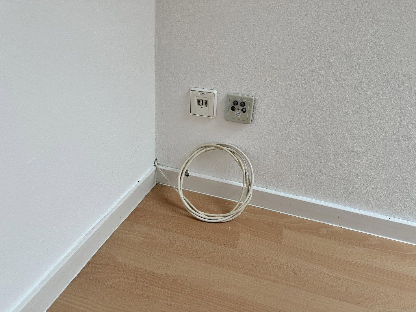 Prenájom bytu 2-izbový 78 m², Kilianstraße 10, Heilbronn, Bádensko-Wurttembersko Prenájom bytu 2-izbový 78 m², Kilianstraße 10, Heilbronn, Bádensko-Wurttembersko