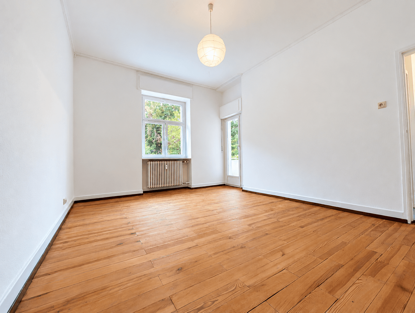 Prenájom bytu 3-izbový 79 m², Karlsruhe, Bádensko-Wurttembersko Prenájom bytu 3-izbový 79 m², Karlsruhe, Bádensko-Wurttembersko