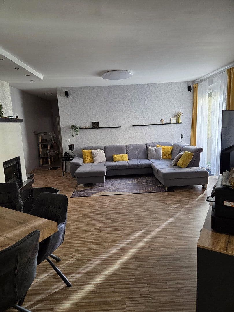 Predaj bytu 5-izbový 128 m², Nürnberg, Bavorsko Predaj bytu 5-izbový 128 m², Nürnberg, Bavorsko