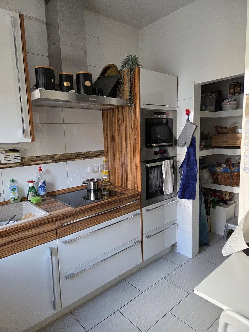 Predaj bytu 5-izbový 128 m², Nürnberg, Bavorsko Predaj bytu 5-izbový 128 m², Nürnberg, Bavorsko