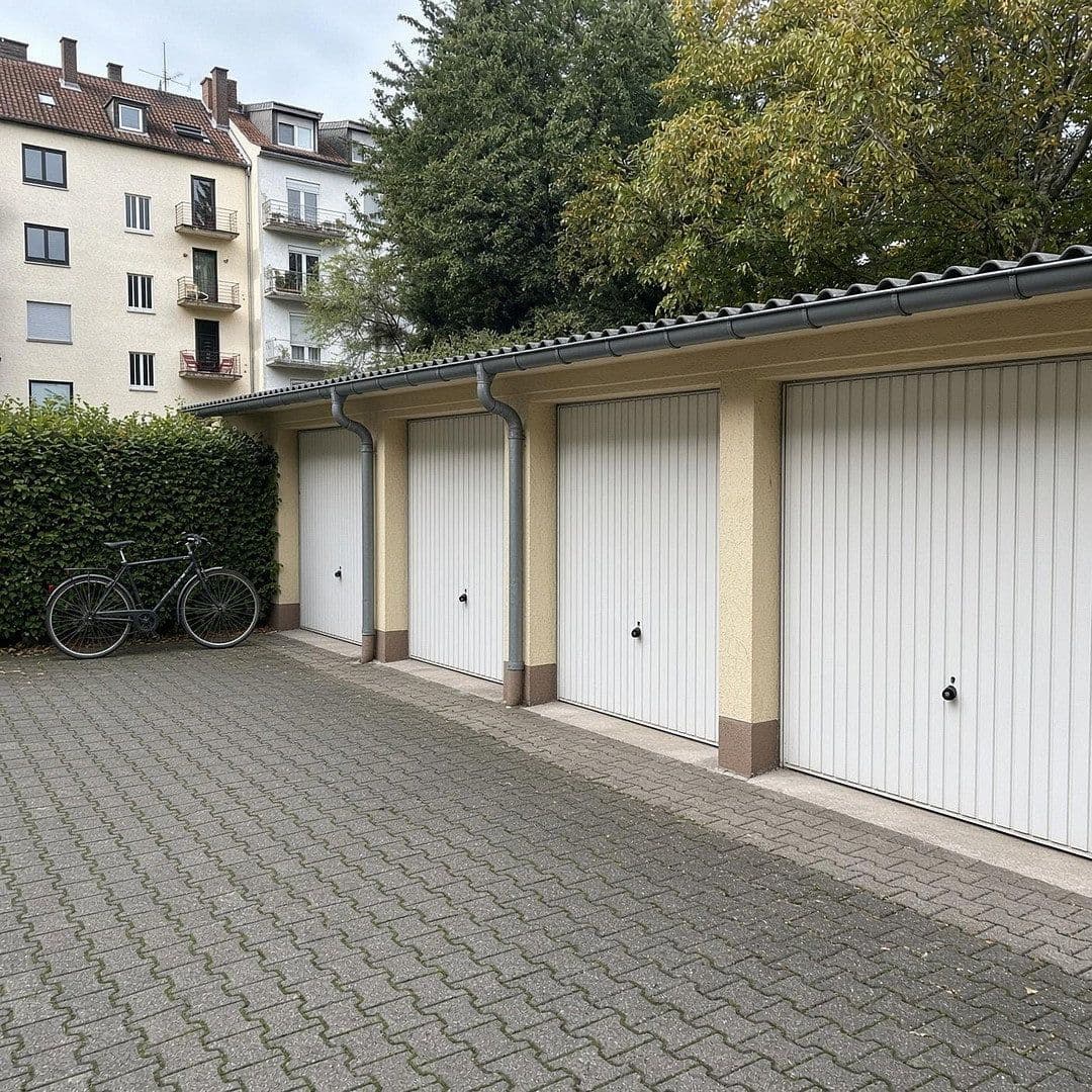 Prenájom bytu 3-izbový 87 m², Wingertstr. 69, Mannheim, Bádensko-Wurttembersko Prenájom bytu 3-izbový 87 m², Wingertstr. 69, Mannheim, Bádensko-Wurttembersko