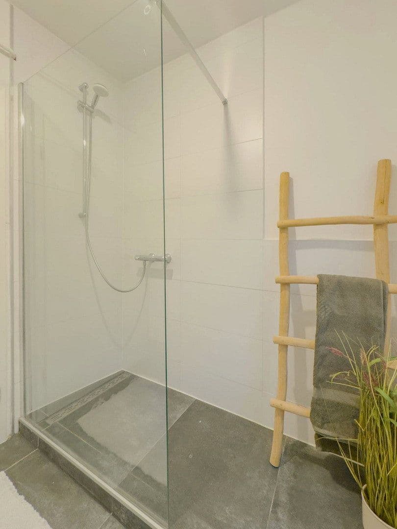 Predaj bytu 3-izbový 61 m², Bremen, Brémy Predaj bytu 3-izbový 61 m², Bremen, Brémy