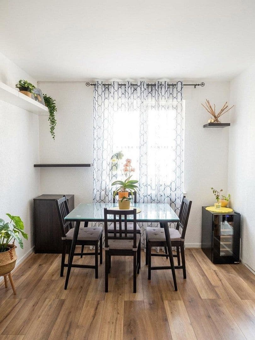 Predaj bytu 3-izbový 65 m², Singen (Hohentwiel), Bádensko-Wurttembersko Predaj bytu 3-izbový 65 m², Singen (Hohentwiel), Bádensko-Wurttembersko