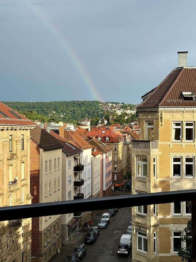 Prenájom bytu 3-izbový 118 m², Stuttgart, Bádensko-Wurttembersko Prenájom bytu 3-izbový 118 m², Stuttgart, Bádensko-Wurttembersko