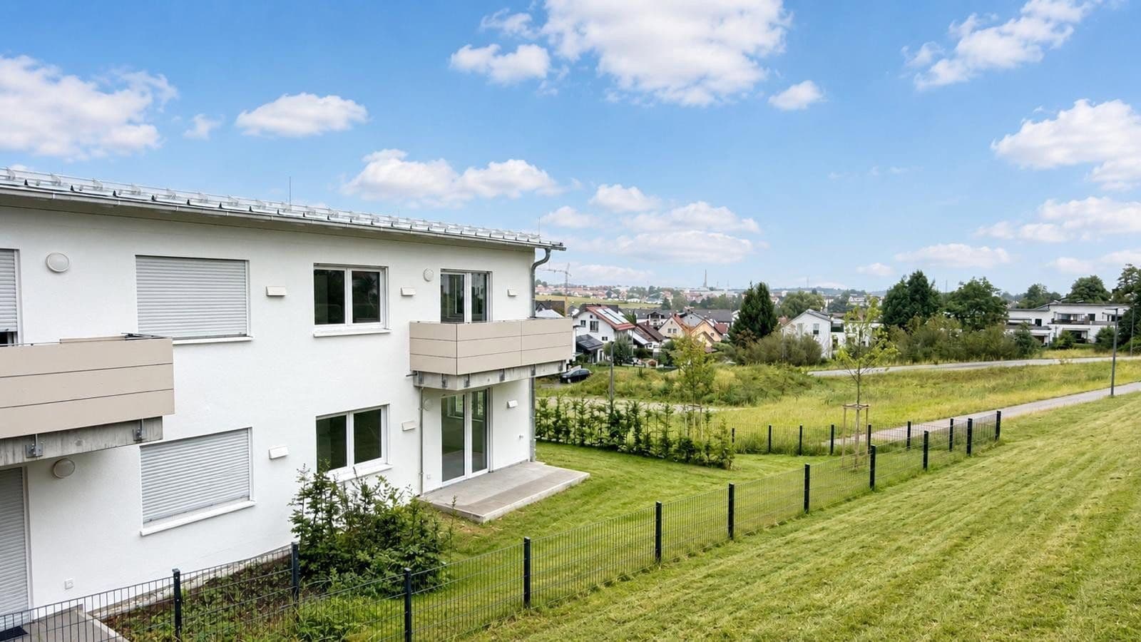 Prenájom bytu 3-izbový 87 m², Taufkirchen/Vils, Bavorsko Prenájom bytu 3-izbový 87 m², Taufkirchen/Vils, Bavorsko