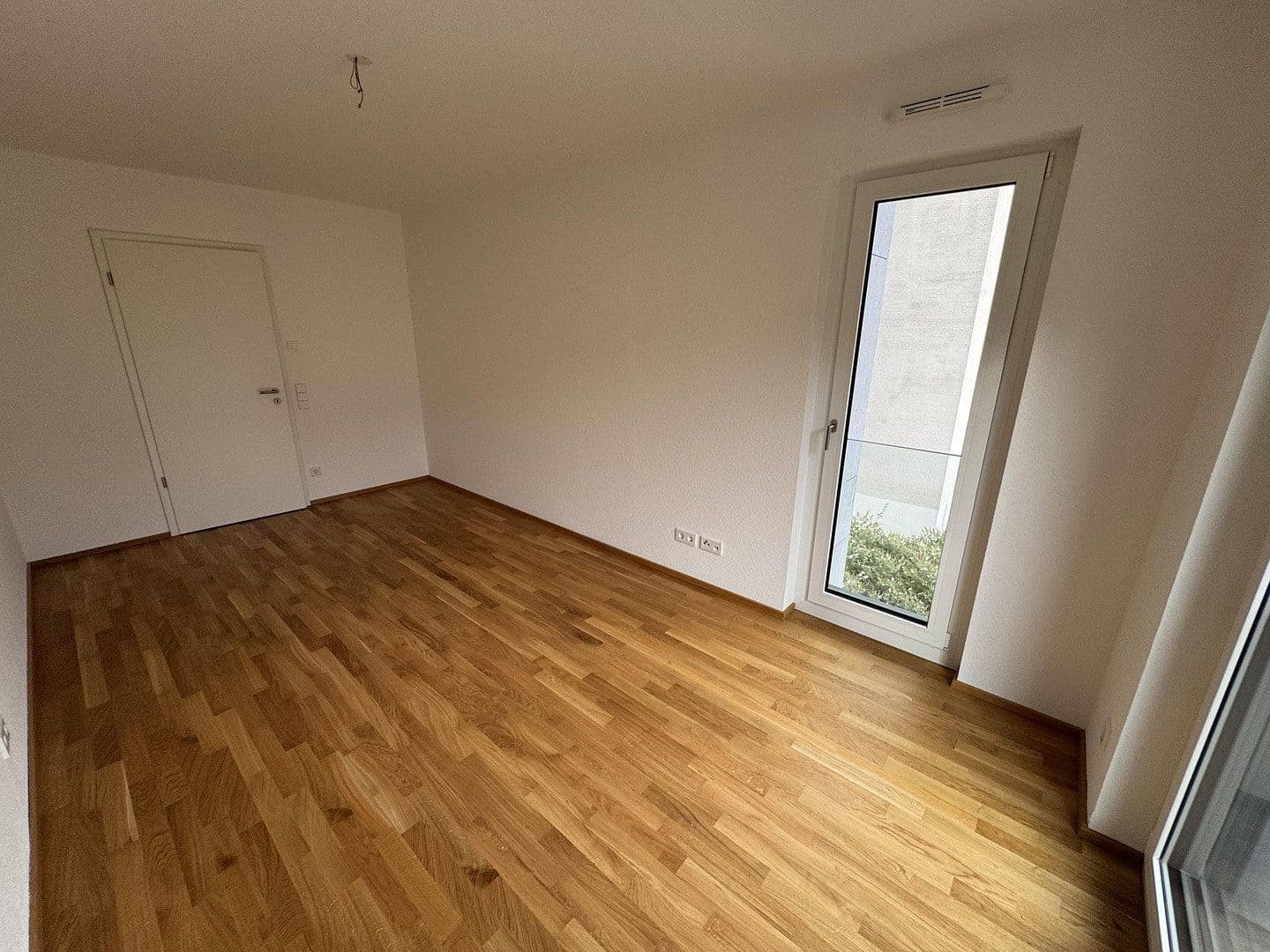 Prenájom bytu 4-izbový 97 m², Dornbirnerstr 4, Feuerbach, Bádensko-Wurttembersko Prenájom bytu 4-izbový 97 m², Dornbirnerstr 4, Feuerbach, Bádensko-Wurttembersko