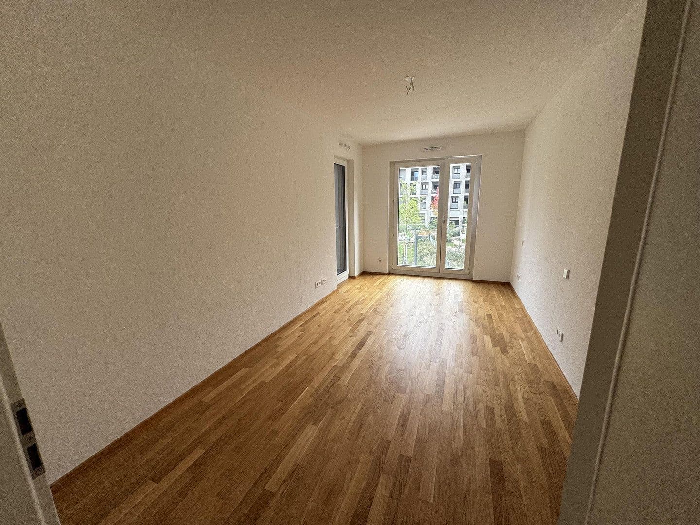 Prenájom bytu 4-izbový 97 m², Dornbirnerstr 4, Feuerbach, Bádensko-Wurttembersko Prenájom bytu 4-izbový 97 m², Dornbirnerstr 4, Feuerbach, Bádensko-Wurttembersko