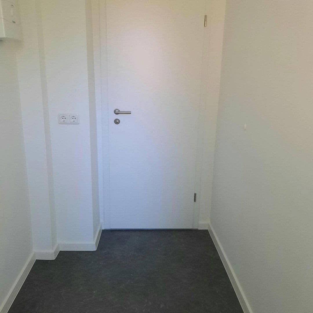 Prenájom bytu 4-izbový 105 m², Schöningen, Dolné Sasko Prenájom bytu 4-izbový 105 m², Schöningen, Dolné Sasko