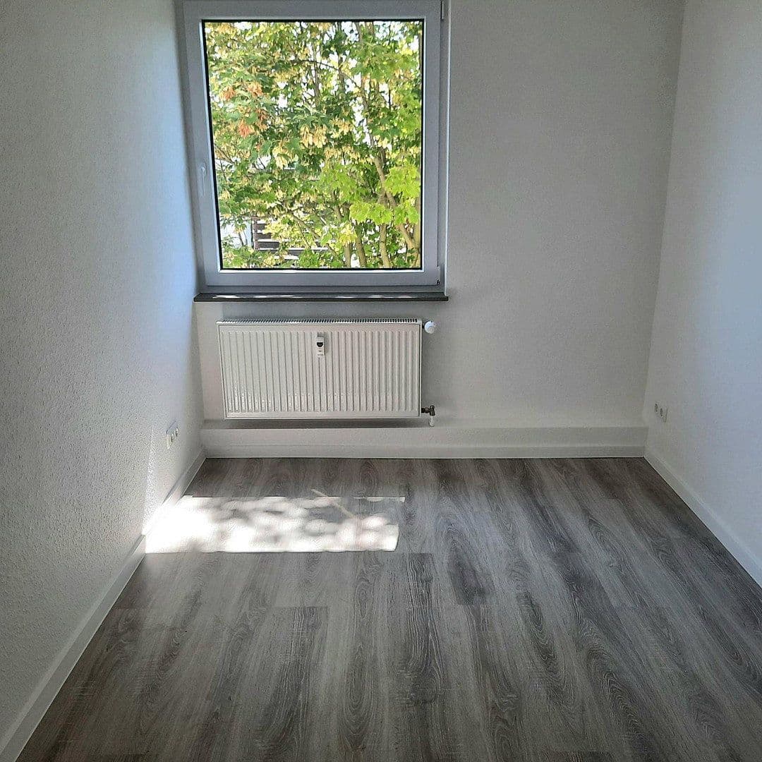 Prenájom bytu 4-izbový 105 m², Schöningen, Dolné Sasko Prenájom bytu 4-izbový 105 m², Schöningen, Dolné Sasko