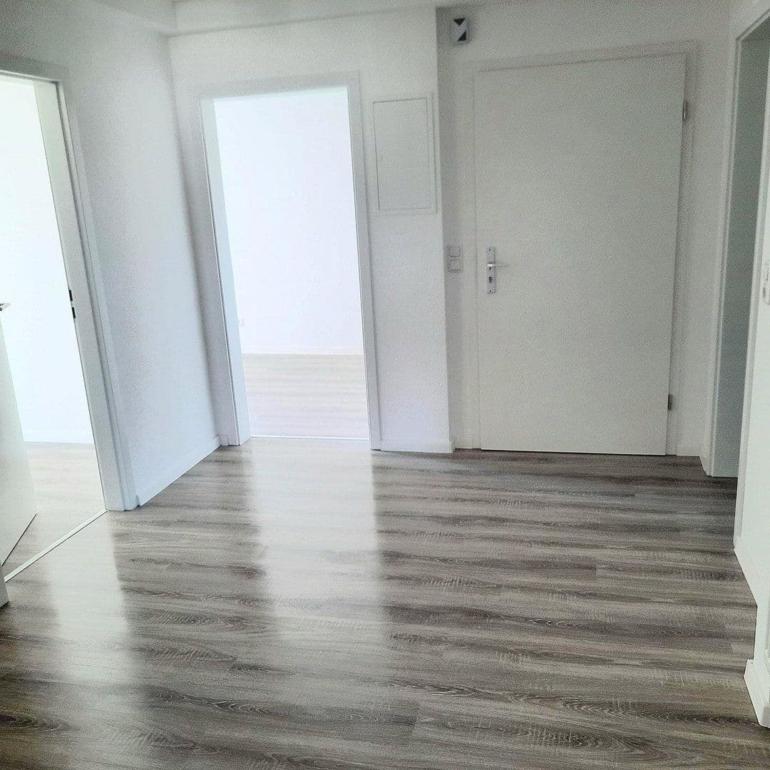 Prenájom bytu 4-izbový 105 m², Schöningen, Dolné Sasko Prenájom bytu 4-izbový 105 m², Schöningen, Dolné Sasko