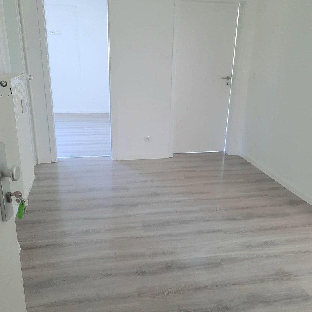 Prenájom bytu 4-izbový 105 m², Schöningen, Dolné Sasko Prenájom bytu 4-izbový 105 m², Schöningen, Dolné Sasko