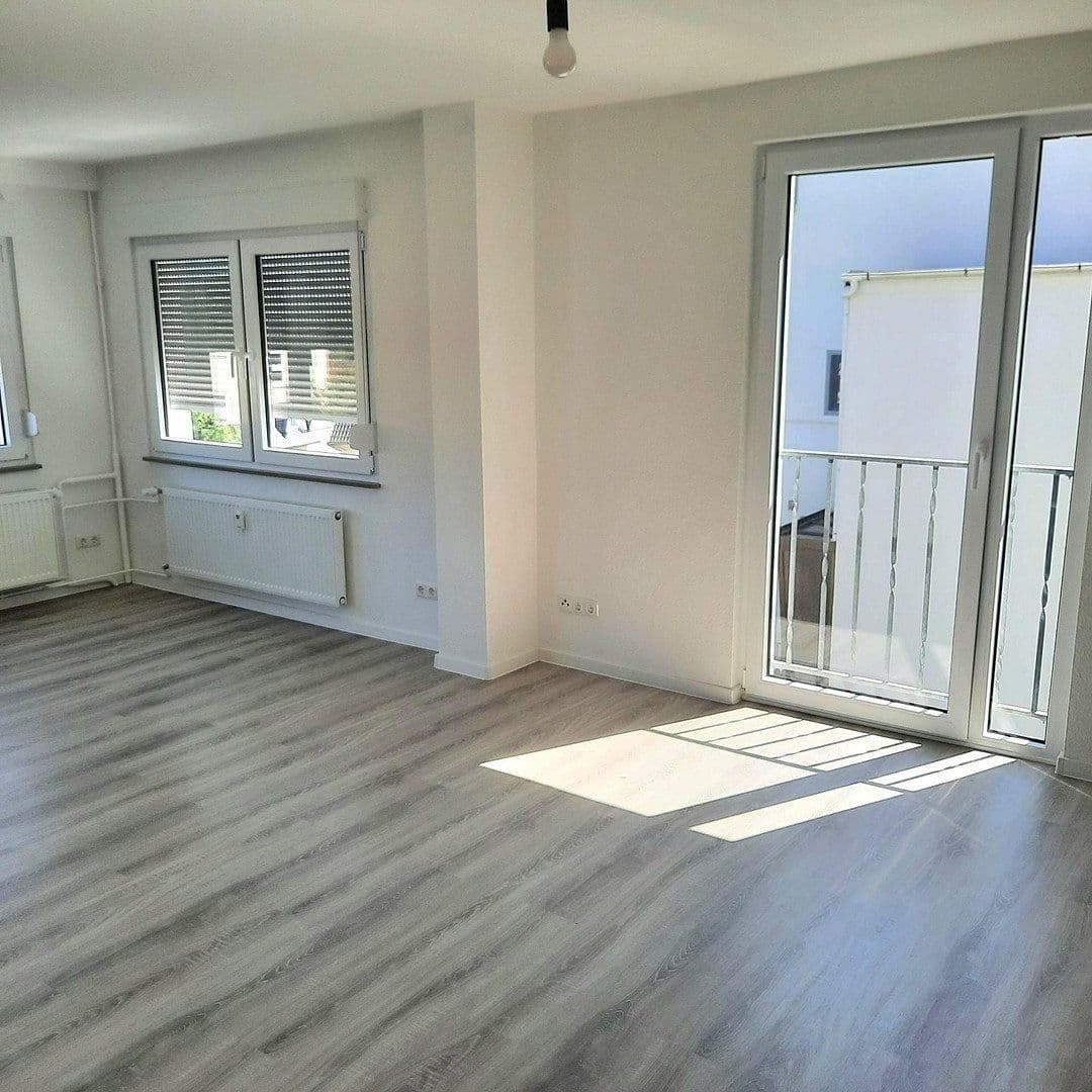 Prenájom bytu 4-izbový 105 m², Schöningen, Dolné Sasko Prenájom bytu 4-izbový 105 m², Schöningen, Dolné Sasko