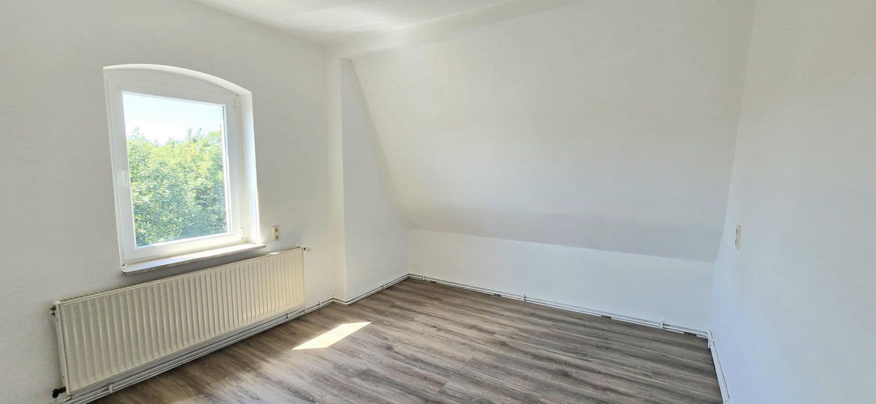Prenájom bytu 4-izbový 93 m², Börßum, Dolné Sasko Prenájom bytu 4-izbový 93 m², Börßum, Dolné Sasko