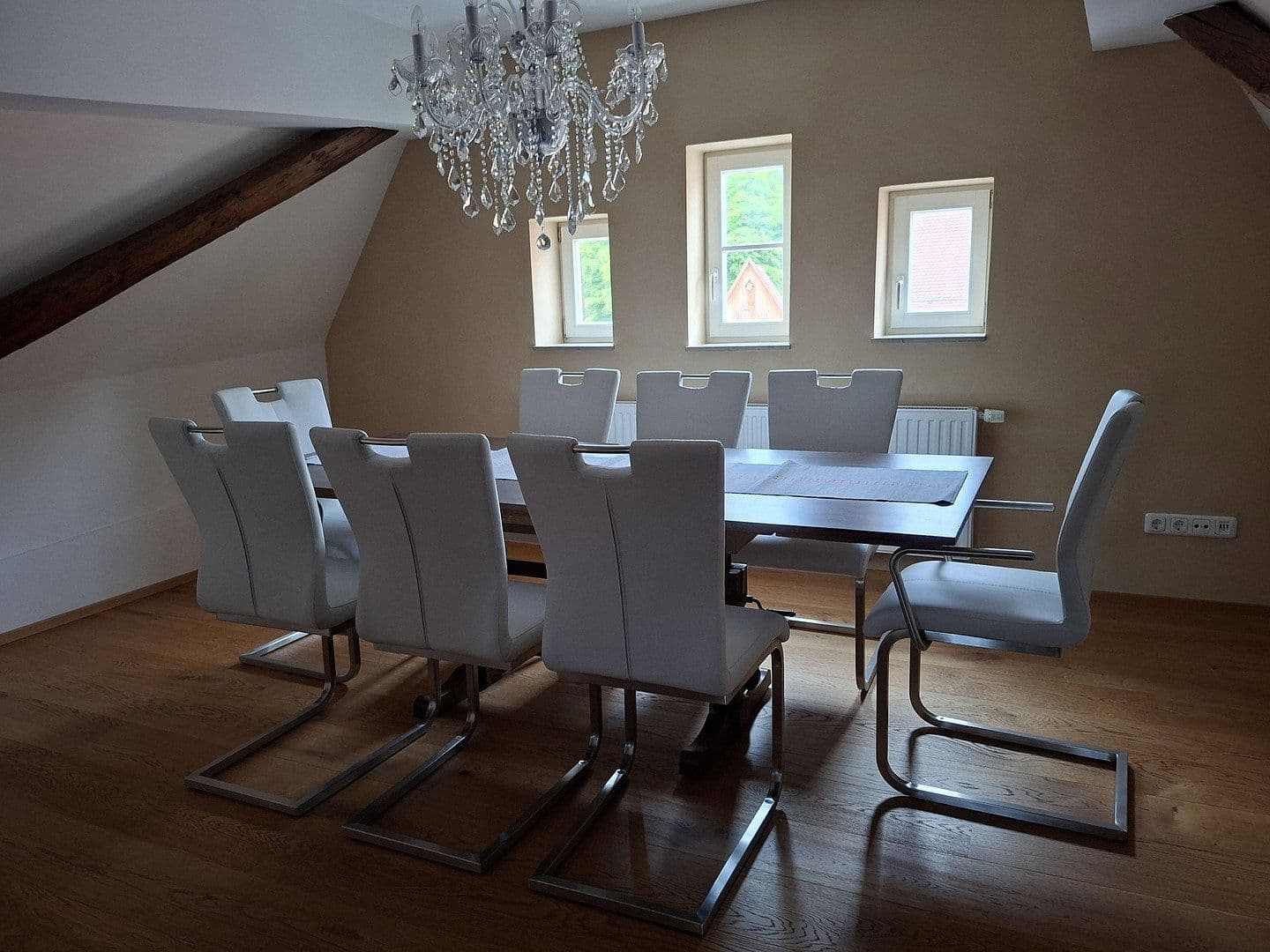 Predaj bytu 4-izbový 107 m², Dinkelsbühl, Bavorsko Predaj bytu 4-izbový 107 m², Dinkelsbühl, Bavorsko