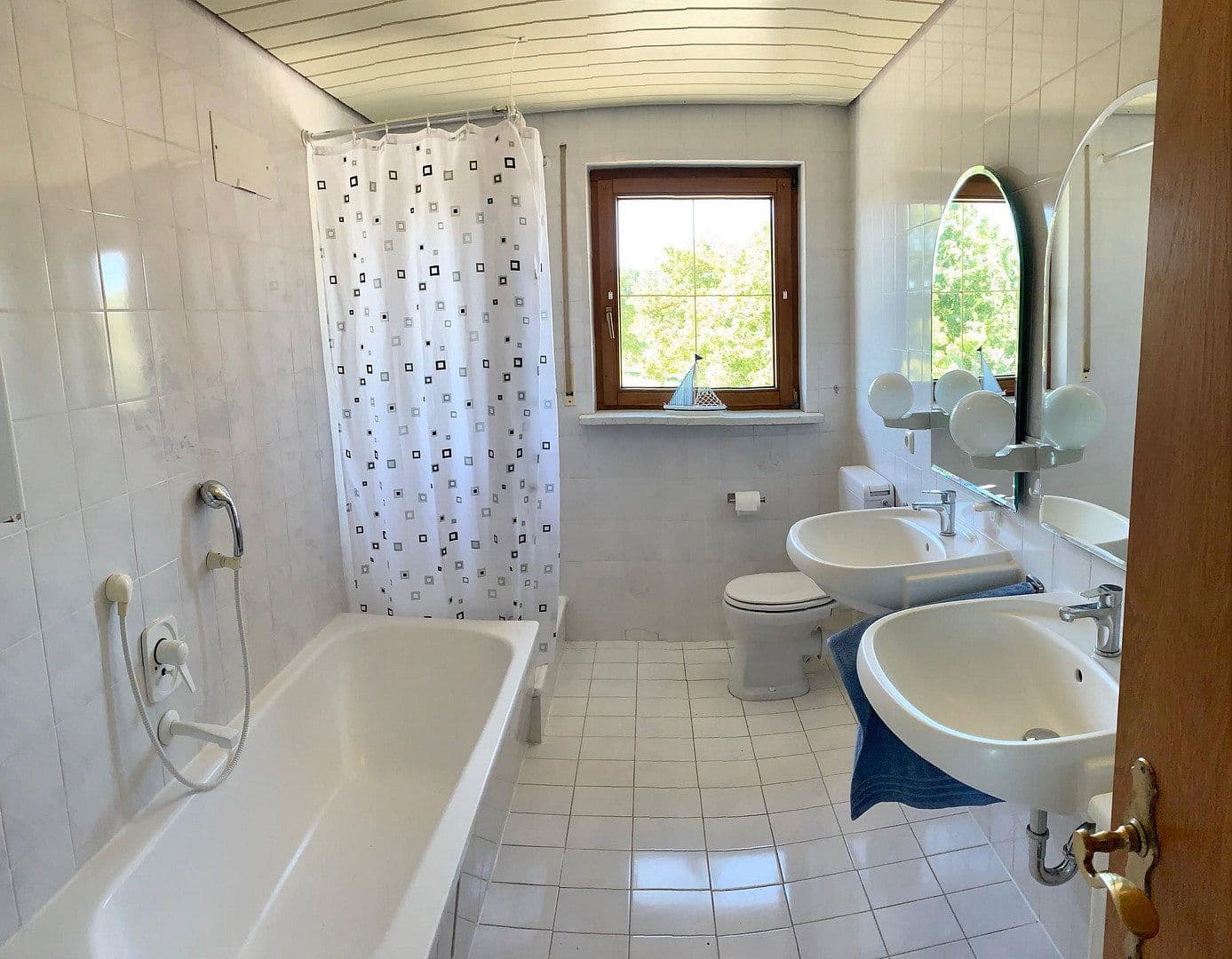 Predaj bytu 3-izbový 72 m², Schwabmünchen, Bavorsko Predaj bytu 3-izbový 72 m², Schwabmünchen, Bavorsko