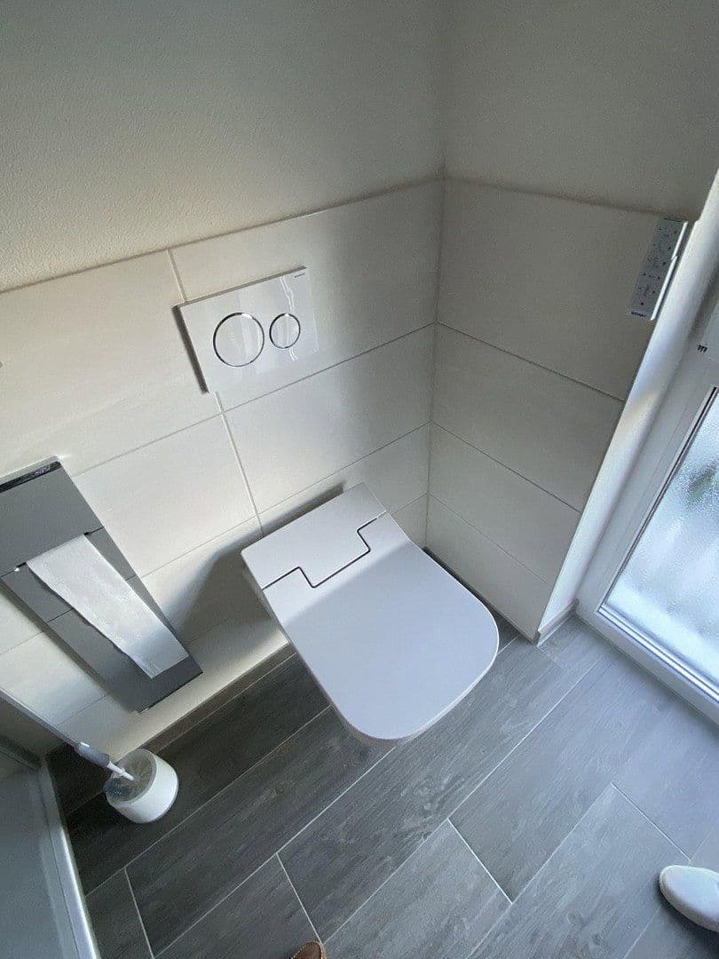 Prenájom bytu 3-izbový 88 m², Gustav-Stresemann-Straße 21, Göggingen, Bavorsko Prenájom bytu 3-izbový 88 m², Gustav-Stresemann-Straße 21, Göggingen, Bavorsko