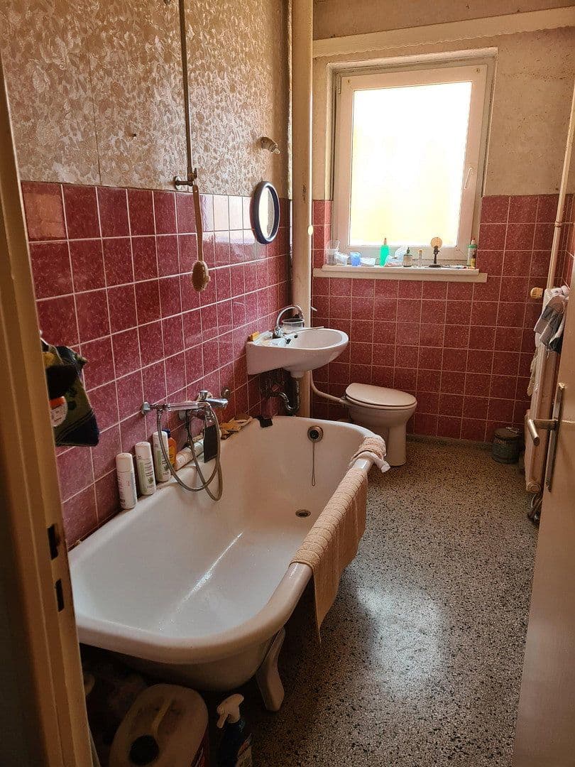Predaj bytu 3-izbový 69 m², Ilsenburger Str.39, Berlin, Berlín Predaj bytu 3-izbový 69 m², Ilsenburger Str.39, Berlin, Berlín