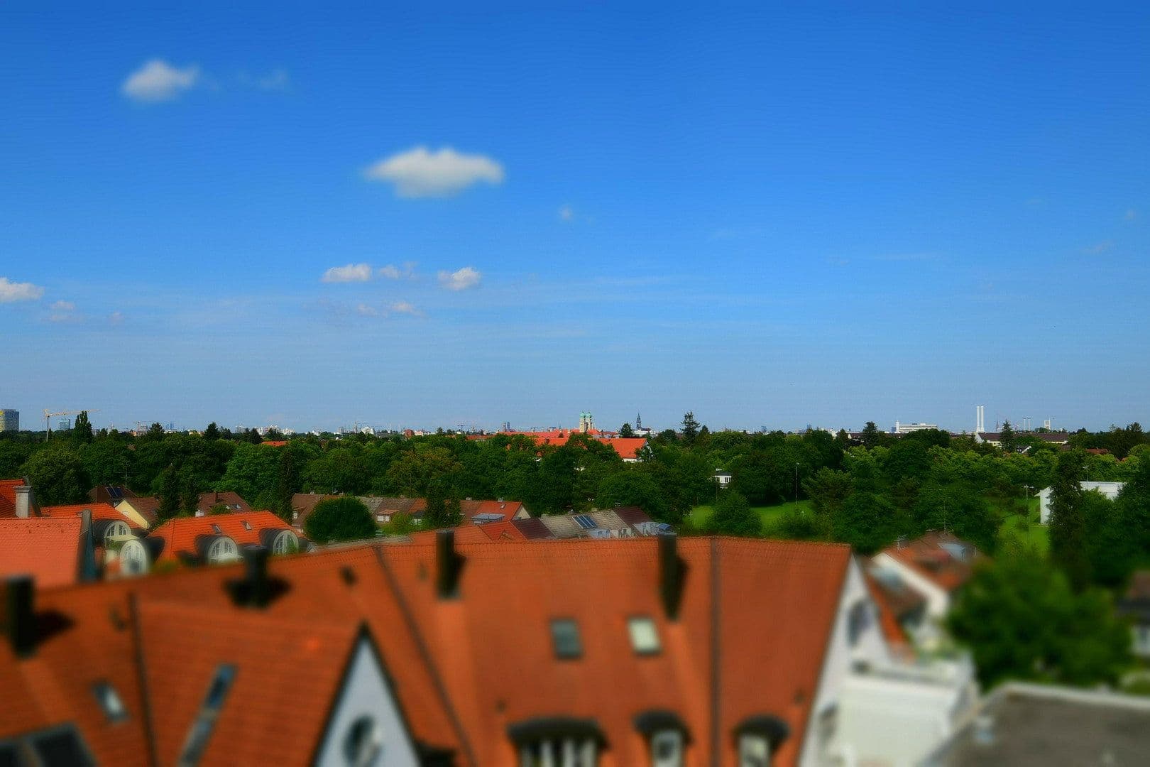 Prenájom bytu 2-izbový 114 m², München, Bavorsko Prenájom bytu 2-izbový 114 m², München, Bavorsko