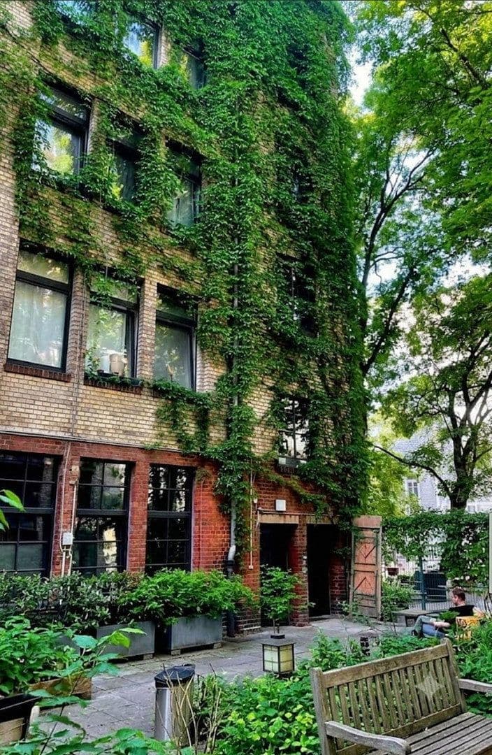 Predaj bytu 5-izbový 130 m², Berlin, Berlín Predaj bytu 5-izbový 130 m², Berlin, Berlín