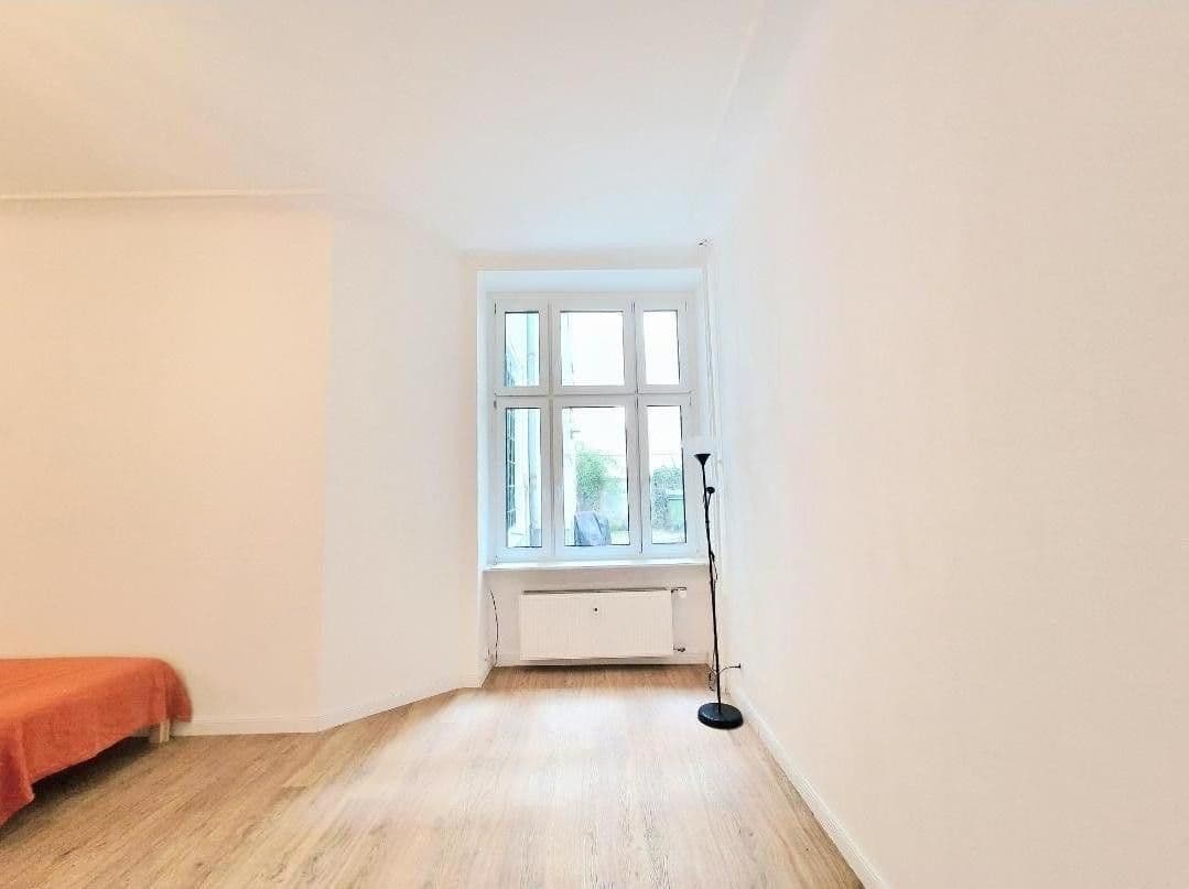 Predaj bytu 5-izbový 130 m², Berlin, Berlín Predaj bytu 5-izbový 130 m², Berlin, Berlín