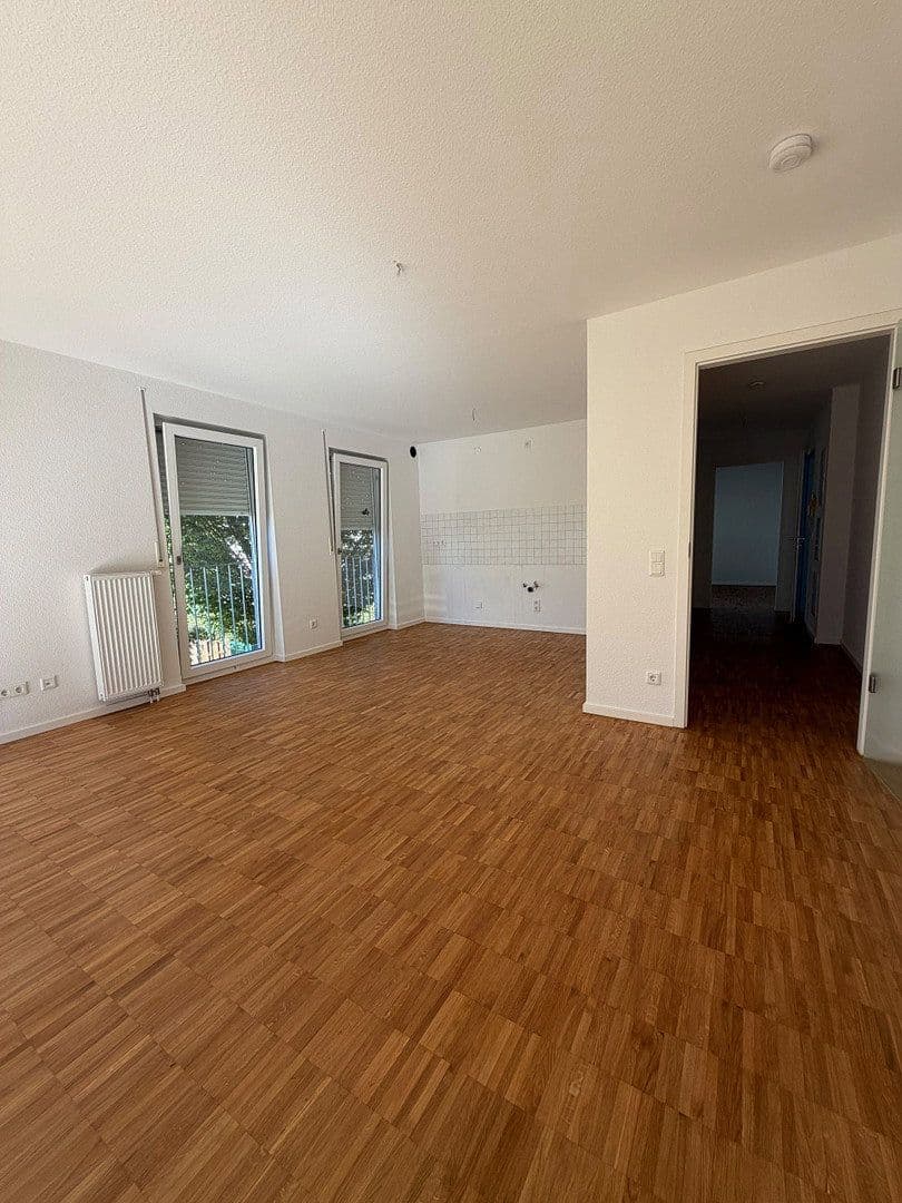 Prenájom bytu 3-izbový 85 m², Köln, Severné Porýnie - Westfálsko Prenájom bytu 3-izbový 85 m², Köln, Severné Porýnie - Westfálsko