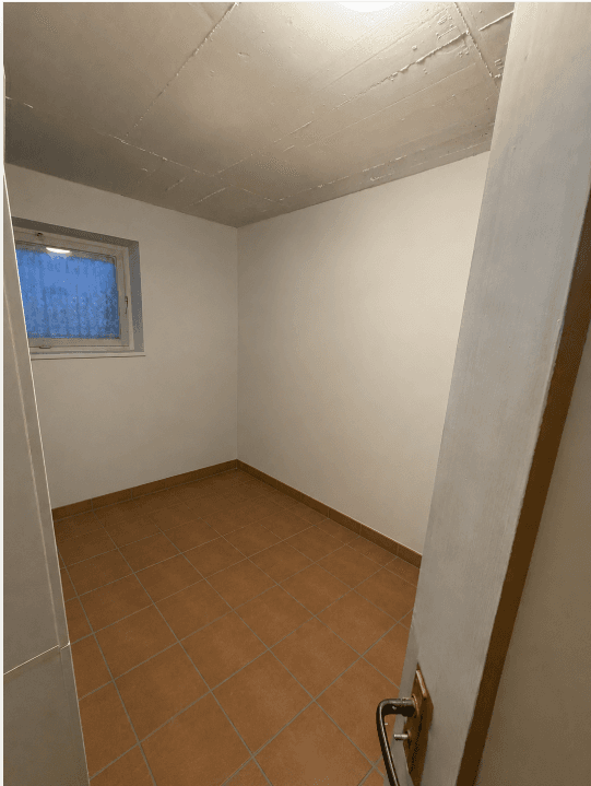 Prenájom bytu 5-izbový 118 m², Backnang, Bádensko-Wurttembersko Prenájom bytu 5-izbový 118 m², Backnang, Bádensko-Wurttembersko