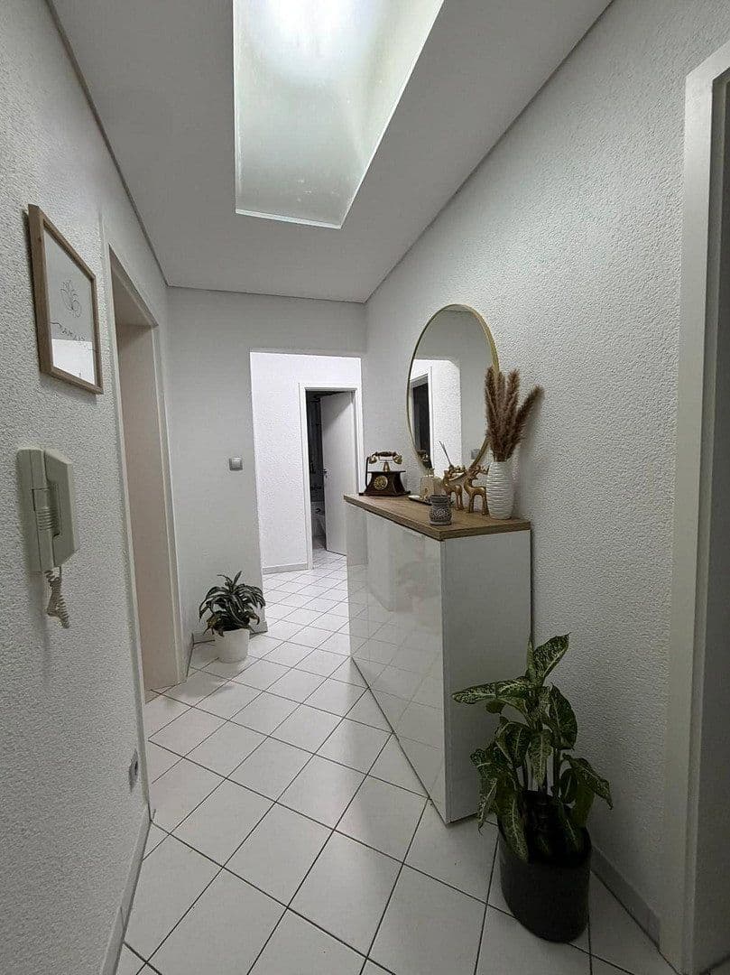 Prenájom bytu 5-izbový 118 m², Backnang, Bádensko-Wurttembersko Prenájom bytu 5-izbový 118 m², Backnang, Bádensko-Wurttembersko