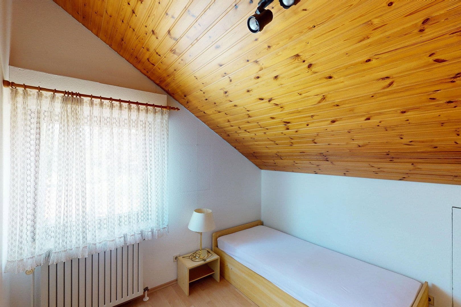 Predaj domu 197 m², pozemok 501 m², Am See 2/1, Großbettlingen, Bádensko-Wurttembersko Predaj domu 197 m², pozemok 501 m², Am See 2/1, Großbettlingen, Bádensko-Wurttembersko