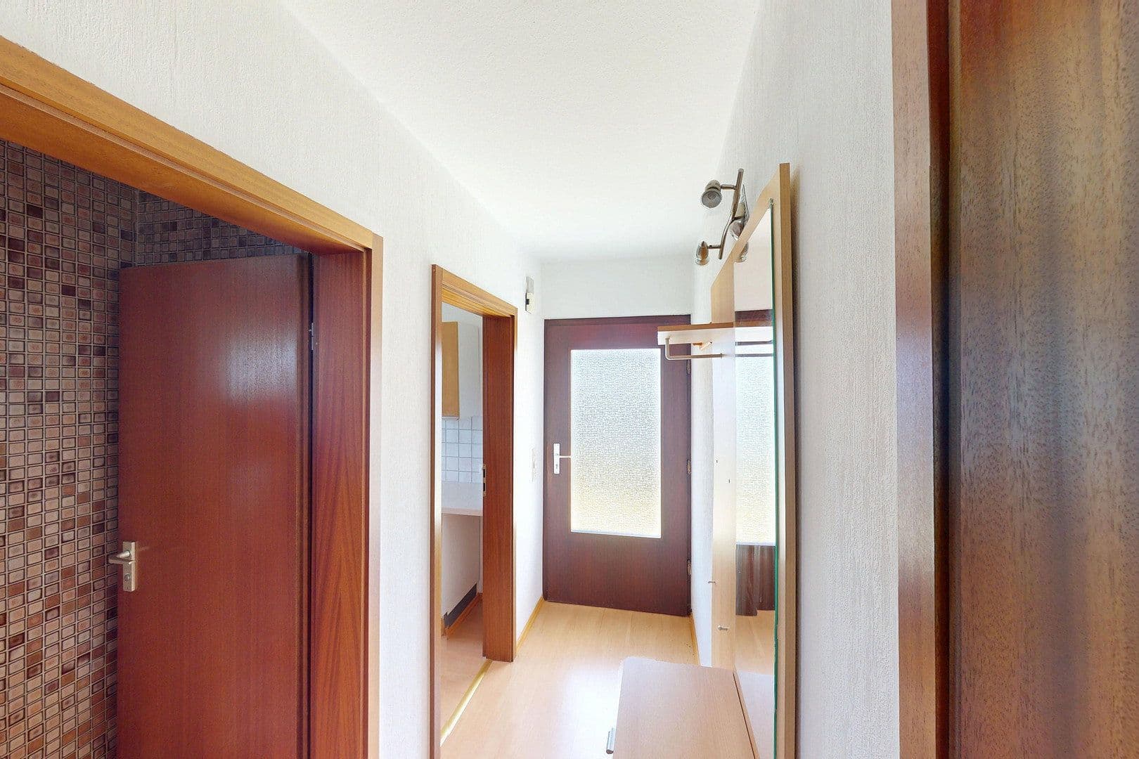 Predaj domu 197 m², pozemok 501 m², Am See 2/1, Großbettlingen, Bádensko-Wurttembersko Predaj domu 197 m², pozemok 501 m², Am See 2/1, Großbettlingen, Bádensko-Wurttembersko