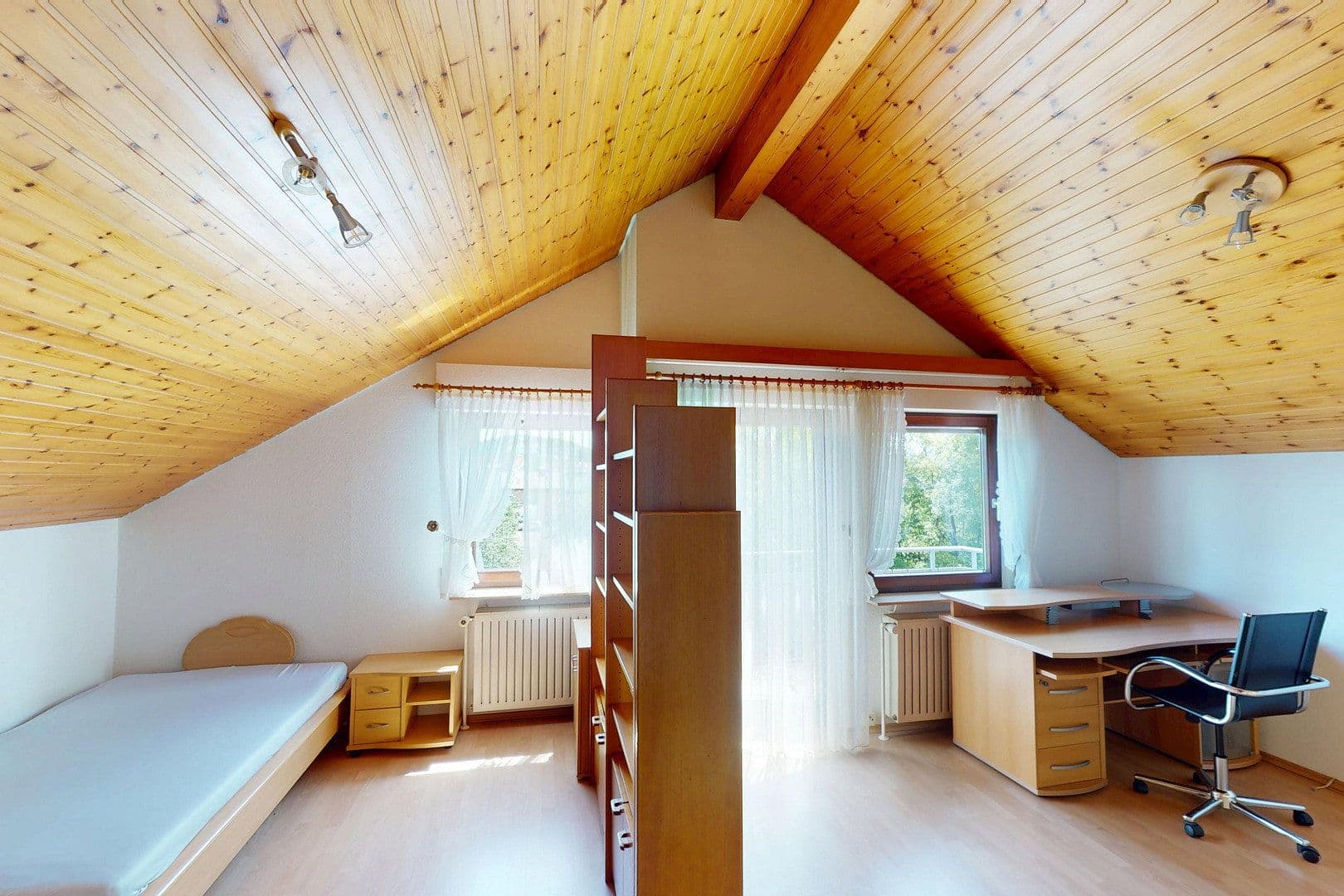 Predaj domu 197 m², pozemok 501 m², Am See 2/1, Großbettlingen, Bádensko-Wurttembersko Predaj domu 197 m², pozemok 501 m², Am See 2/1, Großbettlingen, Bádensko-Wurttembersko