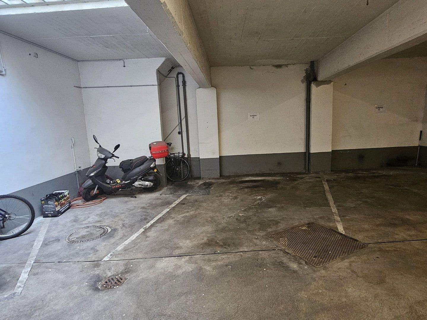 Prenájom garáže, Bagelstraße 98, Düsseldorf, Severné Porýnie - Westfálsko Prenájom garáže, Bagelstraße 98, Düsseldorf, Severné Porýnie - Westfálsko
