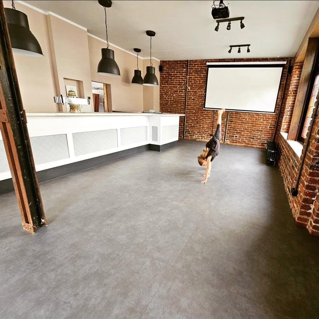 Prenájom nebytového priestoru 125 m², Talstraße 20, Nordrhein-Westfalen - Solingen, Severné Porýnie - Westfálsko Prenájom nebytového priestoru 125 m², Talstraße 20, Nordrhein-Westfalen - Solingen, Severné Porýnie - Westfálsko