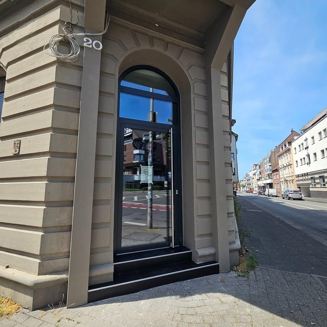 Prenájom nebytového priestoru 125 m², Talstraße 20, Nordrhein-Westfalen - Solingen, Severné Porýnie - Westfálsko Prenájom nebytového priestoru 125 m², Talstraße 20, Nordrhein-Westfalen - Solingen, Severné Porýnie - Westfálsko
