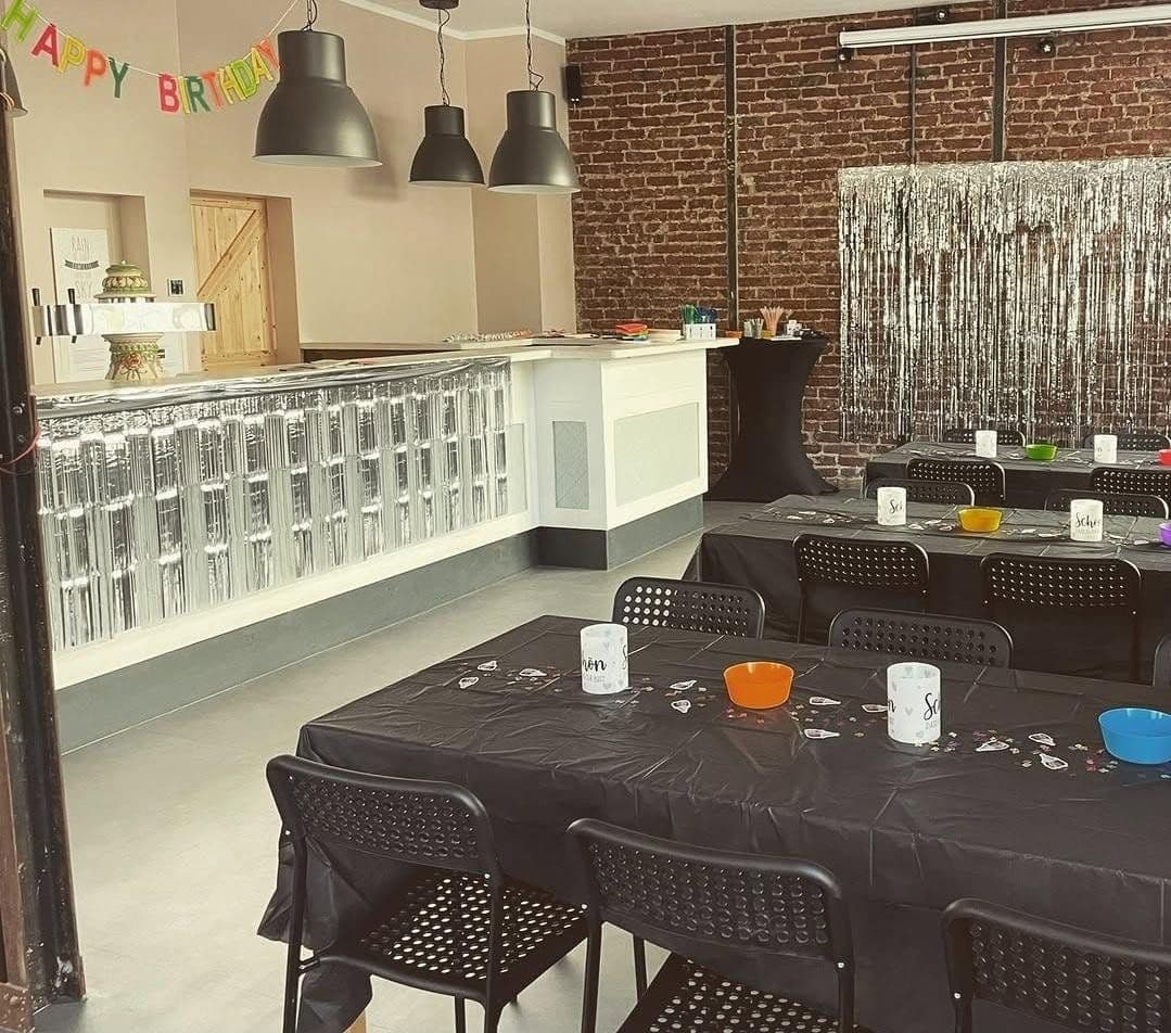 Prenájom nebytového priestoru 125 m², Talstraße 20, Nordrhein-Westfalen - Solingen, Severné Porýnie - Westfálsko Prenájom nebytového priestoru 125 m², Talstraße 20, Nordrhein-Westfalen - Solingen, Severné Porýnie - Westfálsko