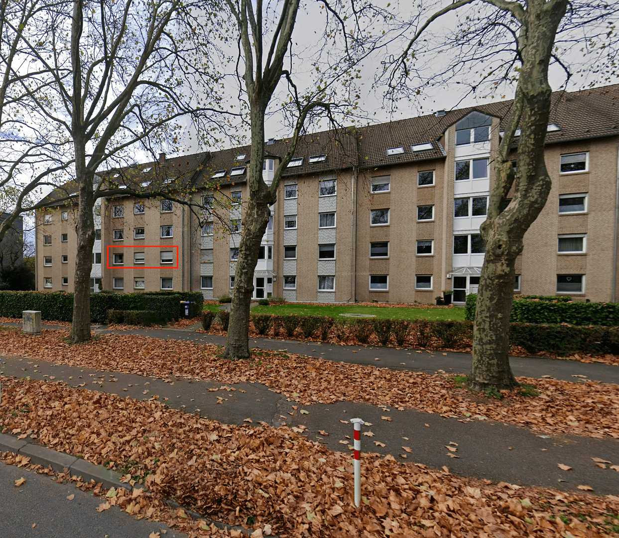 Prenájom bytu 3-izbový 81 m², Obere Saarlandstrasse 5, Mülheim an der Ruhr, Severné Porýnie - Westfálsko Prenájom bytu 3-izbový 81 m², Obere Saarlandstrasse 5, Mülheim an der Ruhr, Severné Porýnie - Westfálsko